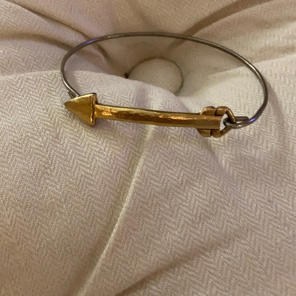 Julio Gold tone Arrow Bangle - Picture 2 of 3